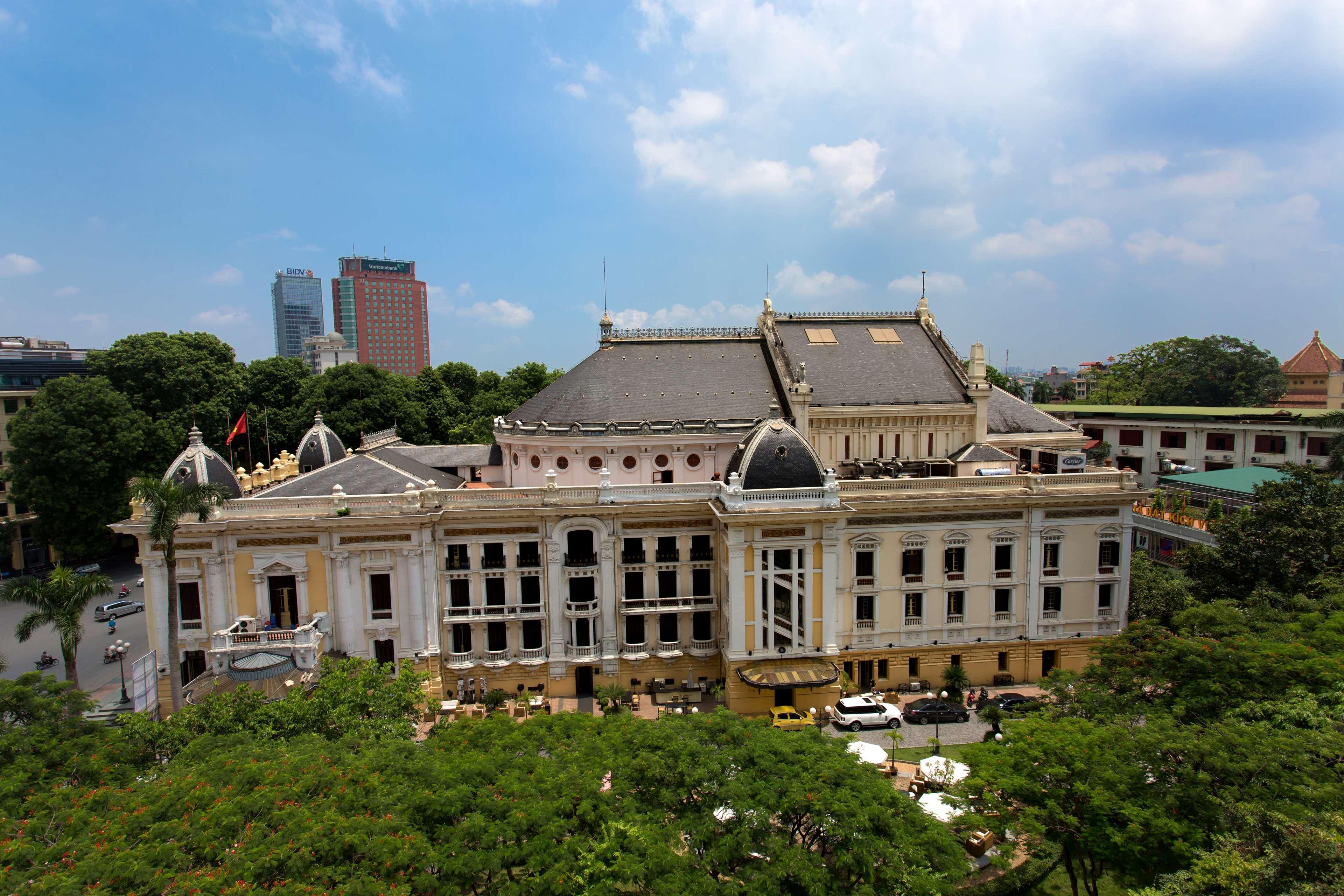 Hilton Hanoi Opera Exterior photo